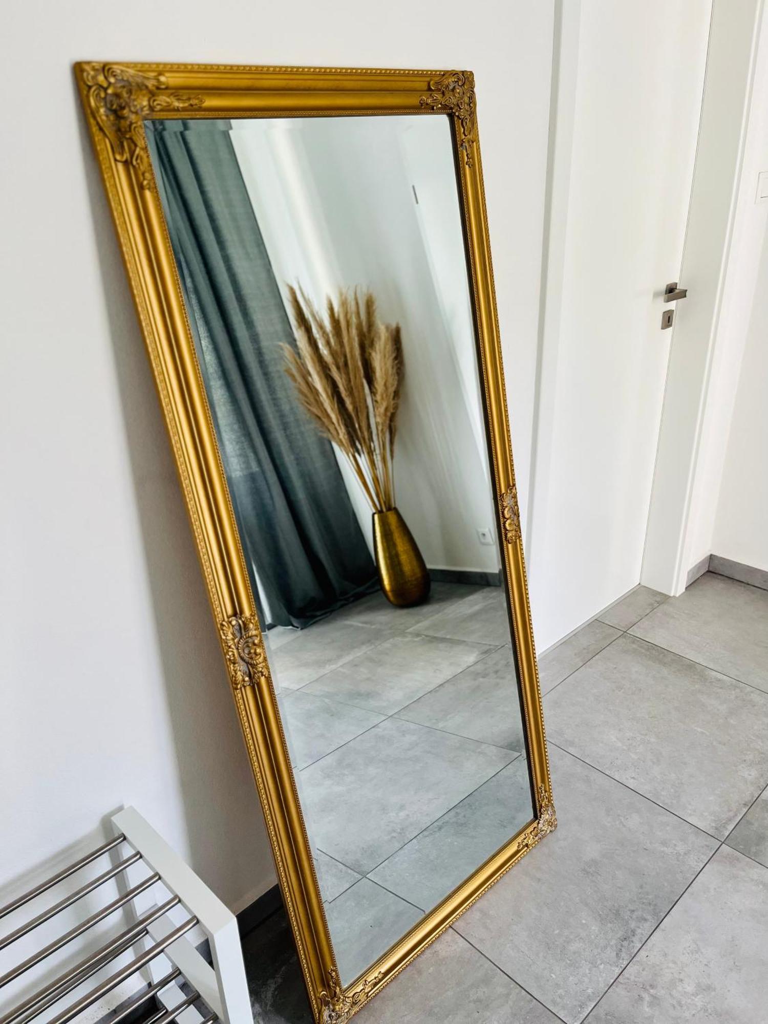 Apartment Riviera Centrum, Private Parking And Smart Check In Banska Bystrica Bagian luar foto